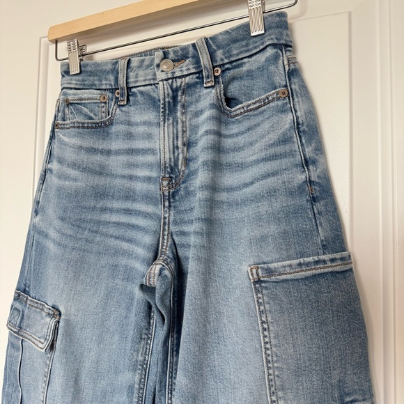 NWT AE Curvy Super High-Rise Baggy Wide-Leg Cargo Blue Jeans, stretch, size 0 - Picture 11 of 14